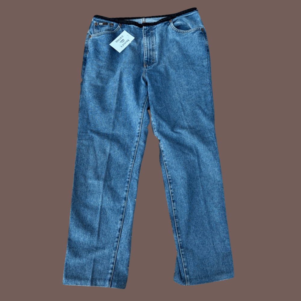 DKNY Straight Jeans | Medium Wash | Size 12 | Vintage Y2K - Picture 2 of 5